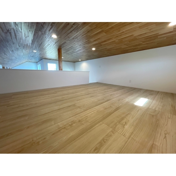 茅ヶ崎市菱沼１丁目 小屋裏収納