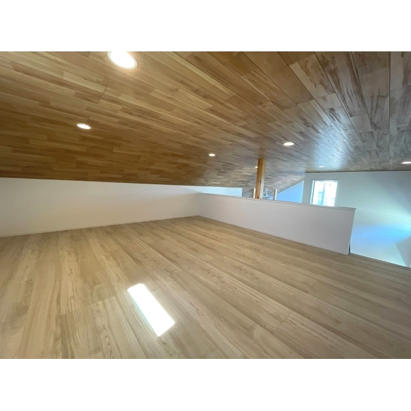 茅ヶ崎市菱沼１丁目 小屋裏収納