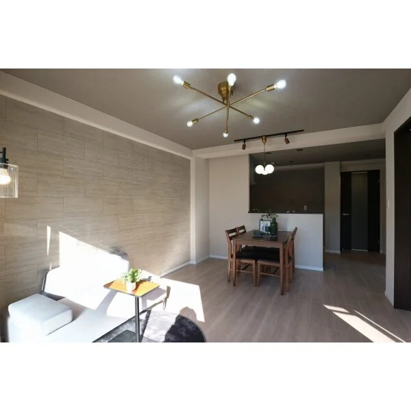 カーサー弥生 その他画像