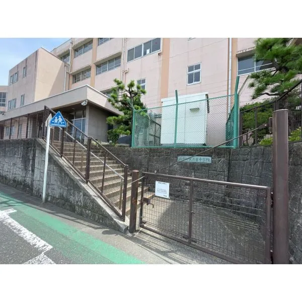 中郡二宮町二宮 前面道路