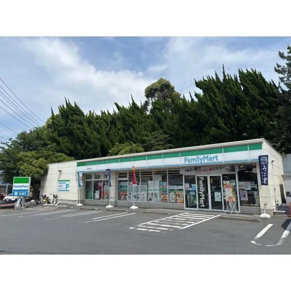 藤沢市辻堂元町4丁目 ファミリーマート湘南東海岸店(コンビニ)まで約180m(徒歩3分)