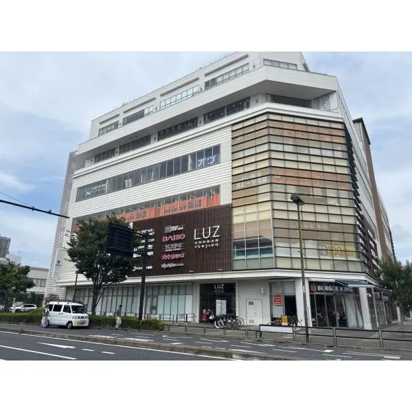 藤沢市辻堂元町4丁目 Luz湘南辻堂(ショッピングセンター)まで約1500m(徒歩19分)