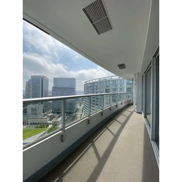 M.M TOWERS FORESIS R棟 バルコニー