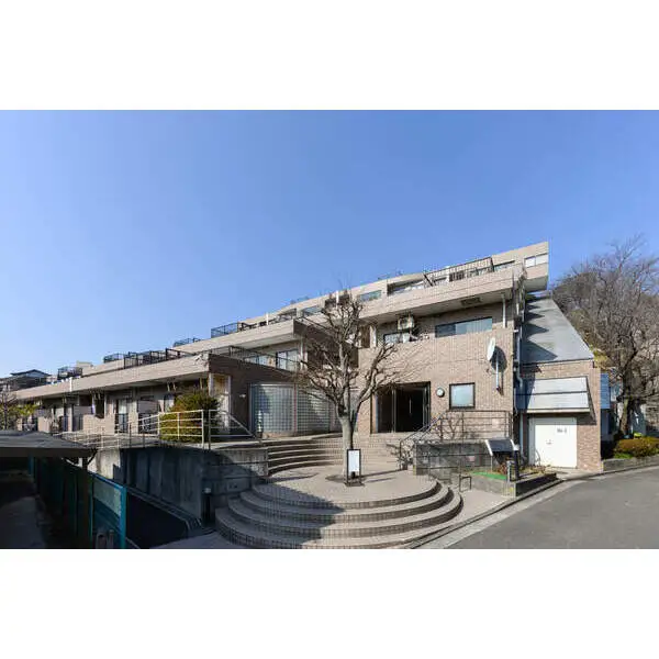 サウスヒルズ横浜弘明寺 外観