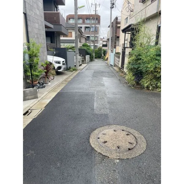 世田谷区代沢5丁目 前面道路