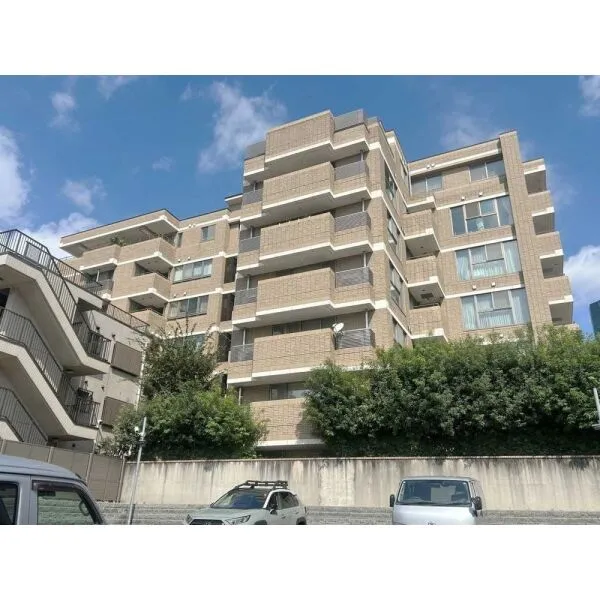 クリスタルコート鳥居坂 外観