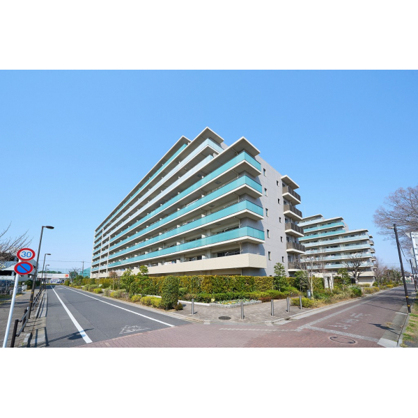 パークプレミアムメイツ西新井 外観
