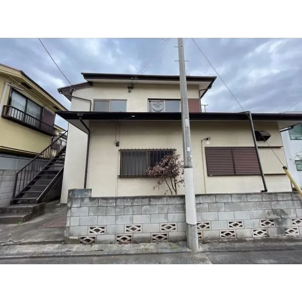 大田区北千束2丁目 現状2区画分の上に古家有。売主にて解体、更地渡し予定。