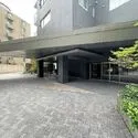 パークハウス成城 毎日の家事の負担を軽減してくれる、ディスポーザーや浴室換気乾燥機などの便利な設備が充実した住まい。