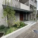 ヒルズ池尻東山公園 エントランス