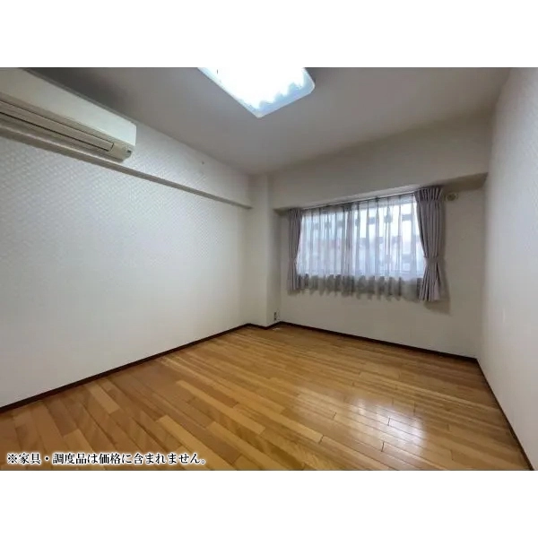 中野本町マンション 北西側洋室