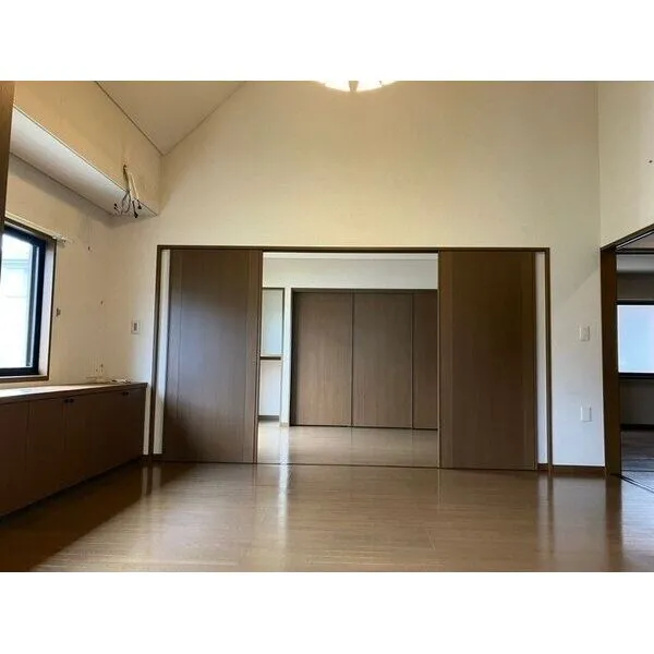 八千代市勝田台７丁目 リビングダイニング