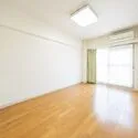 ライオンズマンション市川第三 洋室（南東側）（現況写真と間取り図面をもとにCGで作成したイメージです。）掲載画像は現況優先とします