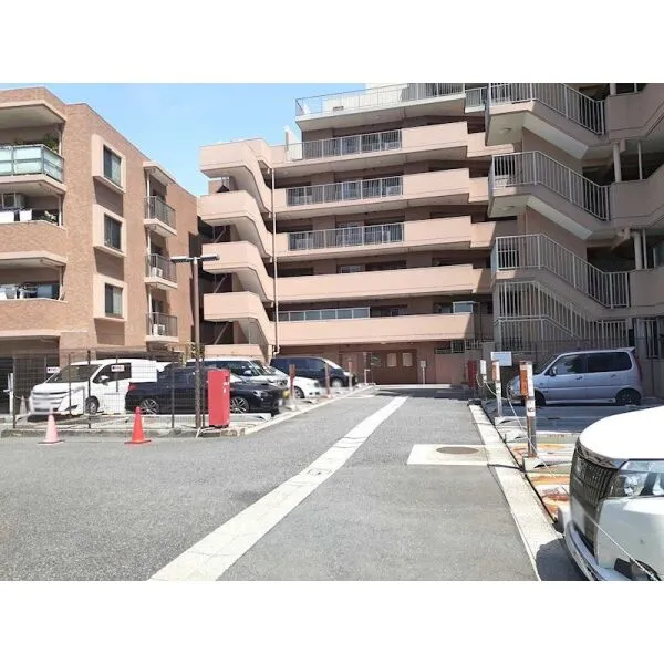 ナイスアーバンステイツ三ツ境 1住戸につき1台確保しております♪※3000円/月額