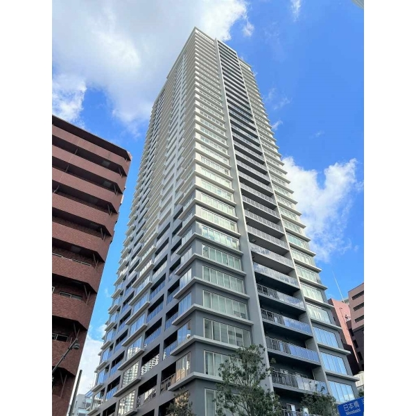 クラッシィタワー新宿御苑 外観