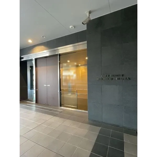 シティタワー八王子フレシア エントランス