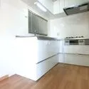 ルミエール紫野 　システムキッチンンです。