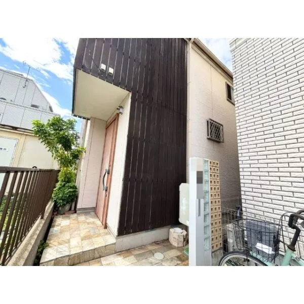 市川市欠真間１丁目 建物外観