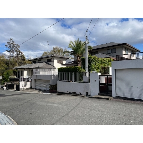 吹田市藤白台４丁目