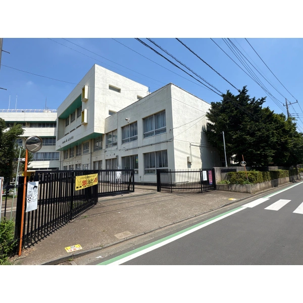 狭山市大字北入曽 狭山市立山王小学校（小学校）まで約1500m（徒歩19分）
