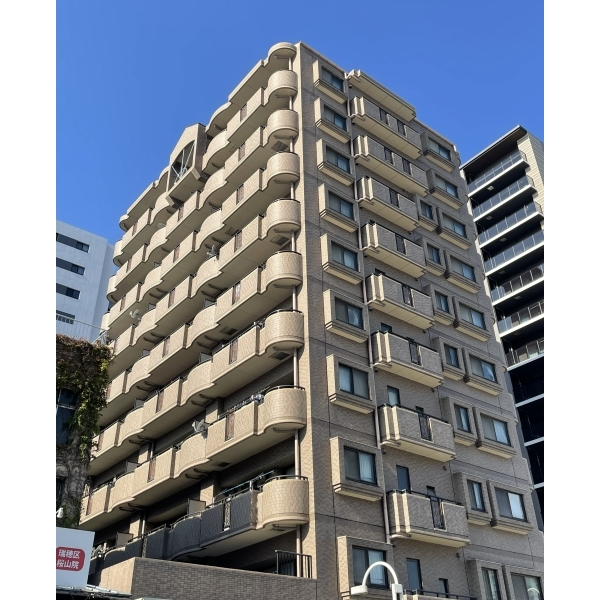 ライオンズステーションプラザ桜山 外観