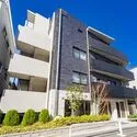 オープンレジデンシア神楽坂ウエスト・テラス 外壁タイルが特徴の外観