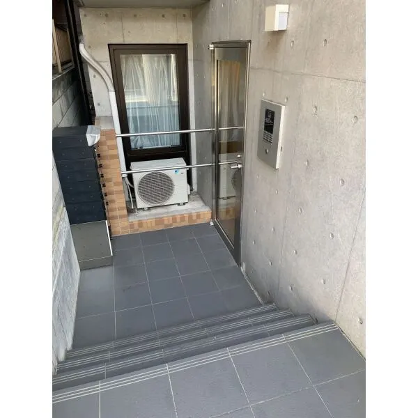 足立区千住東1丁目 エントランス