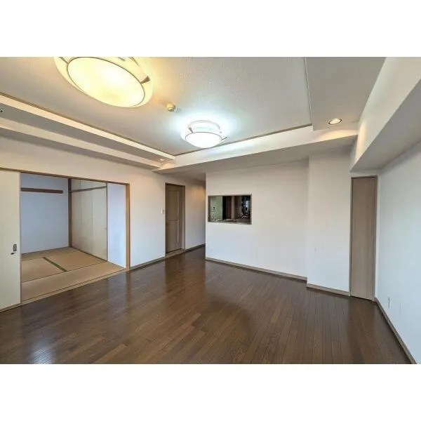 ライオンズマンション三国ヶ丘 リビングダイニング（CGで作成したリフォームイメージです。掲載画像は現況優先とします）