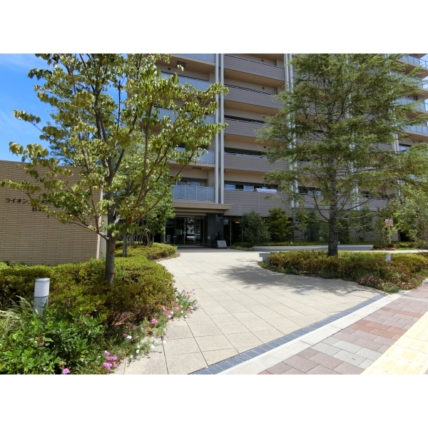 ライオンズ茨木ニュ−シティＢ街区