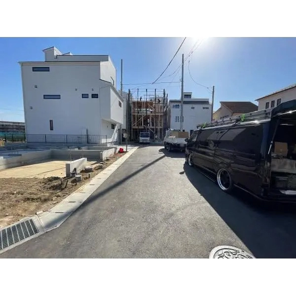 川崎市多摩区中野島３丁目 東側前面道路