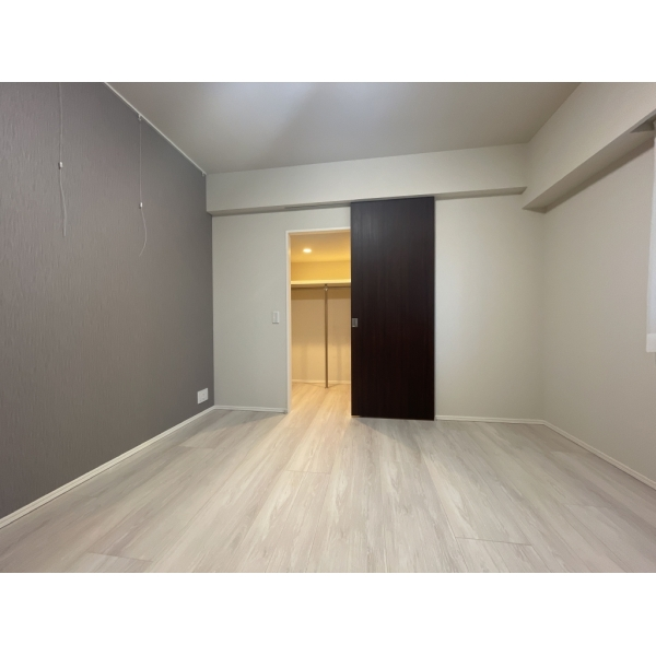 ウエリス浦和美園サウステラス 7畳。