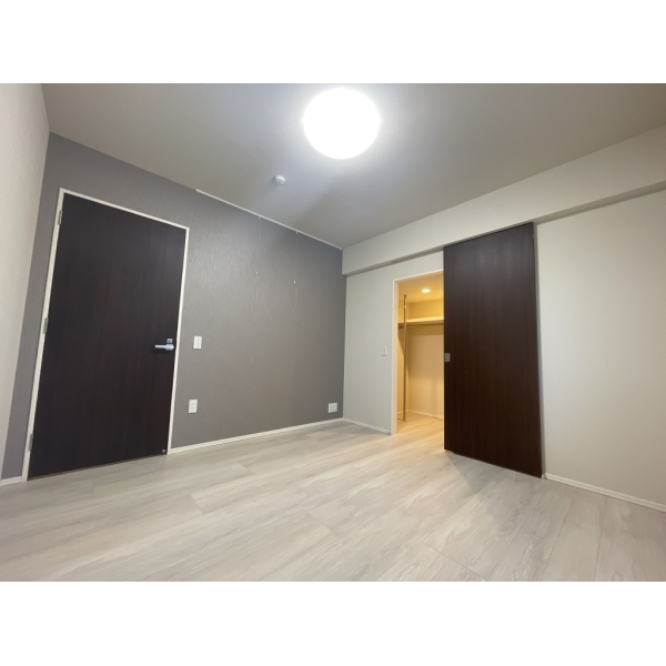 ウエリス浦和美園サウステラス 7畳。