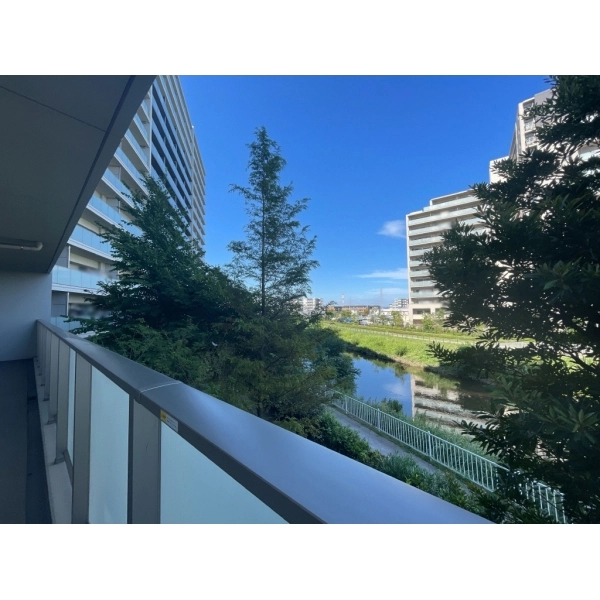 ウエリス浦和美園サウステラス 北東バルコニーからの眺望（北側）