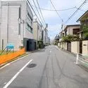渋谷区元代々木町 前面道路（２０２６年７月撮影）