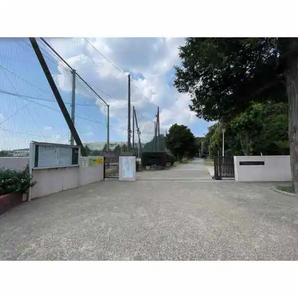 船橋市二和東５丁目 市立御滝中学校（中学校）まで約2400m（徒歩30分）