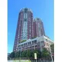 ＴＨＥ　ＴＯＷＥＲＳ　ＤＡＩＢＡ　ＥＡＳＴ ティアラのデザインが特徴的なツインタワー