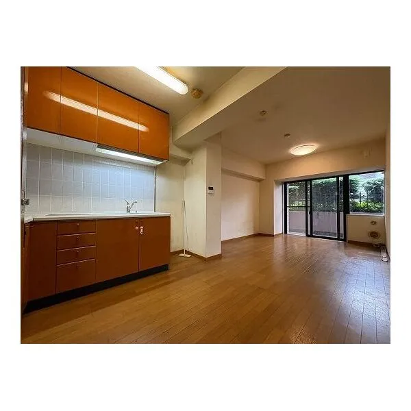 ルネサンスフォルム国分寺 キッチン・リビングと開放的につながる間取です。
