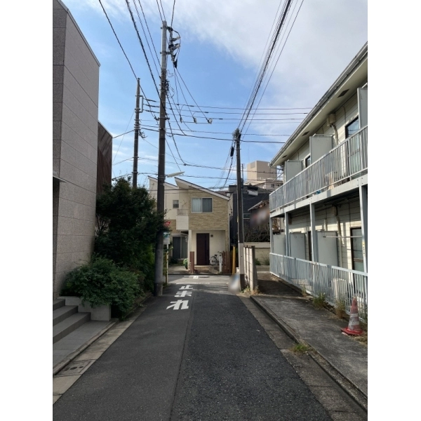 練馬区小竹町２丁目 南側前面道路