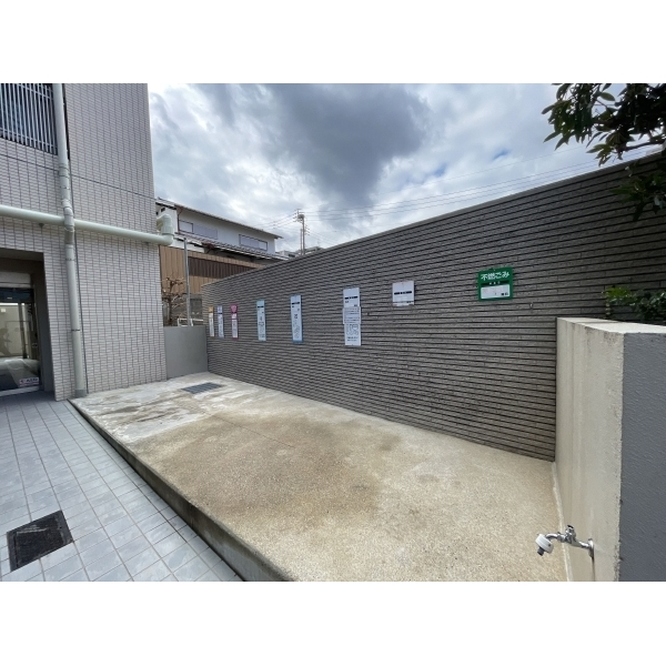 グランドメゾン桐林町 ゴミ置場