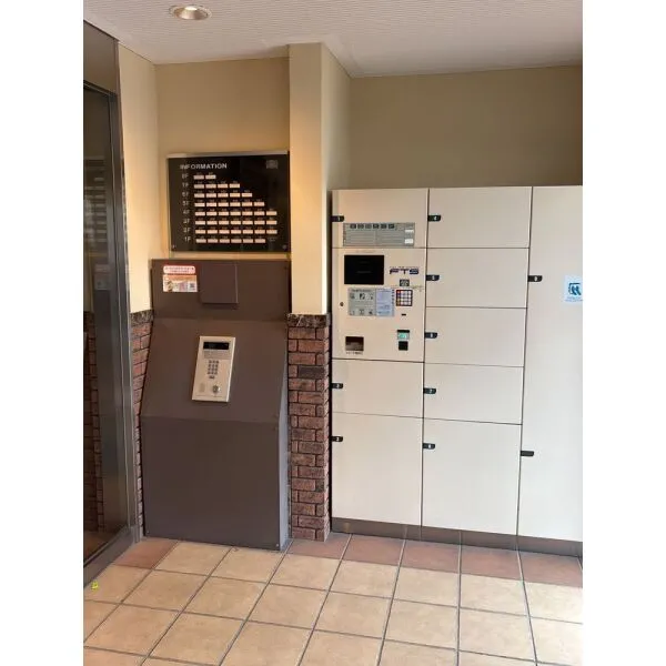 ライオンズガーデン金町 エントランス
