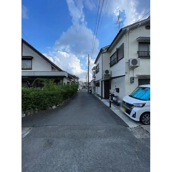 京都市北区上賀茂北大路町 前面道路(西側)