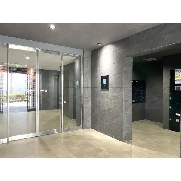 ＭＡＸＩＶ板橋志村 オートロック付エントランス