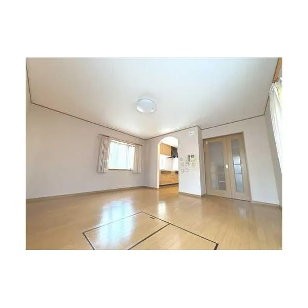 京都市西京区御陵峰ケ堂町１丁目 ＬＤＫ
