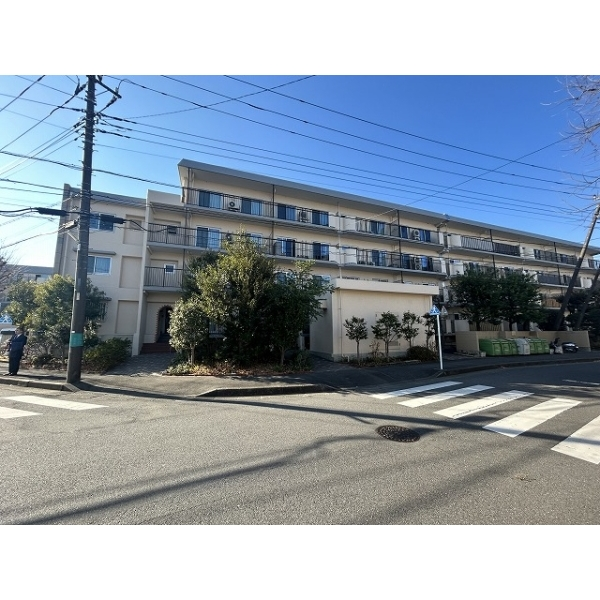 ニューライフマンション武蔵野台Ｃ棟 外観