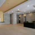 ＷＴＣ代々木ガーデン 床と壁には御影石を使用してます