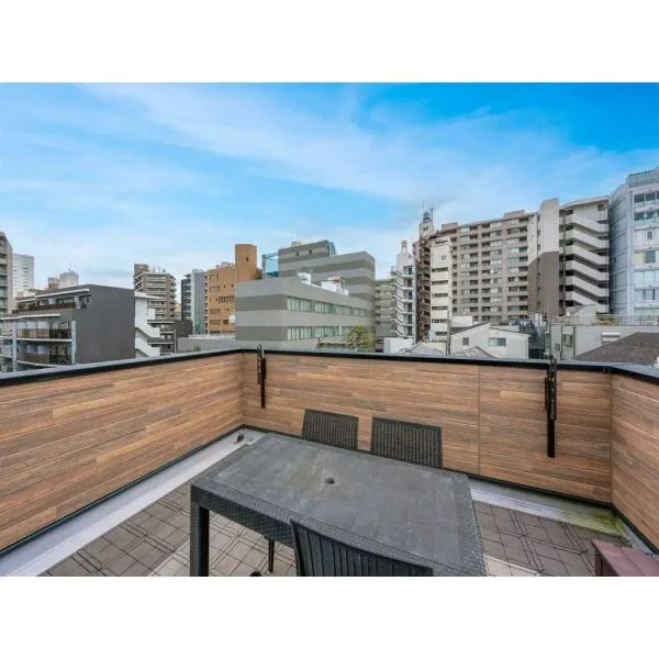 新宿区天神町 ルーフバルコニー
