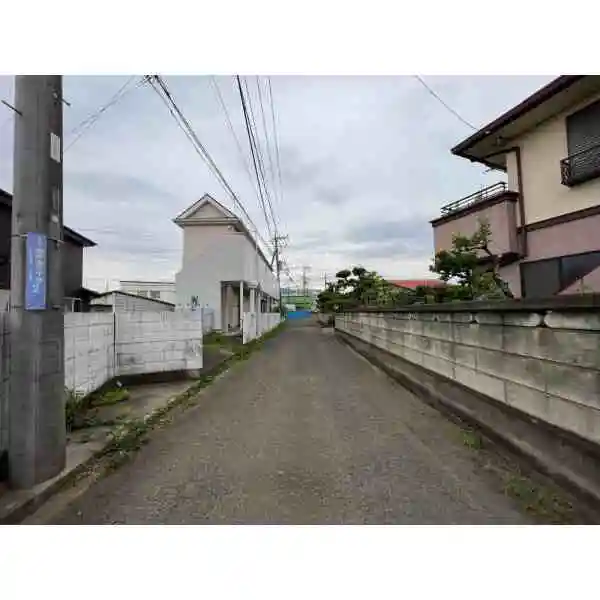 厚木市愛甲東３丁目 北東側前面道路 幅員約4.0ｍ