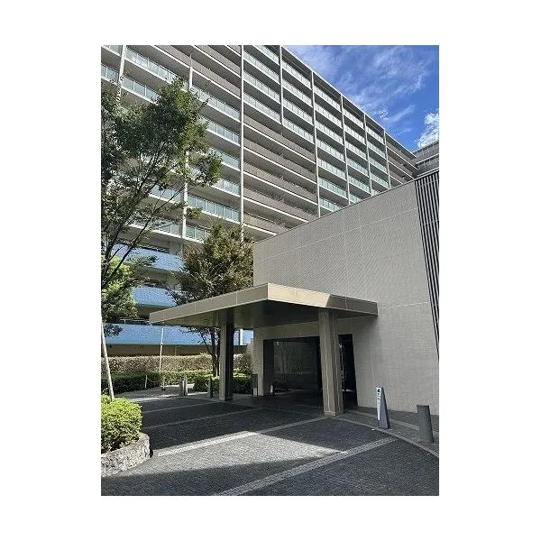グランシンフォニアEAST メインエントランス