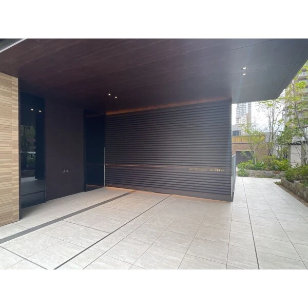 グランドメゾン上町一丁目タワー エントランス