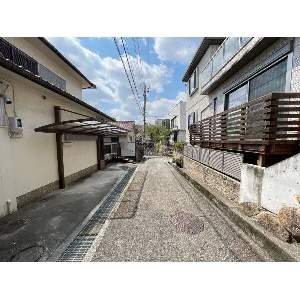 芦屋市朝日ケ丘町 前面道路